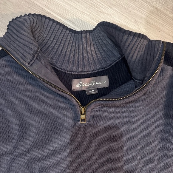 Eddie Bauer Men's Two-Tone Zip-Up Sweater - Picture 2 of 3